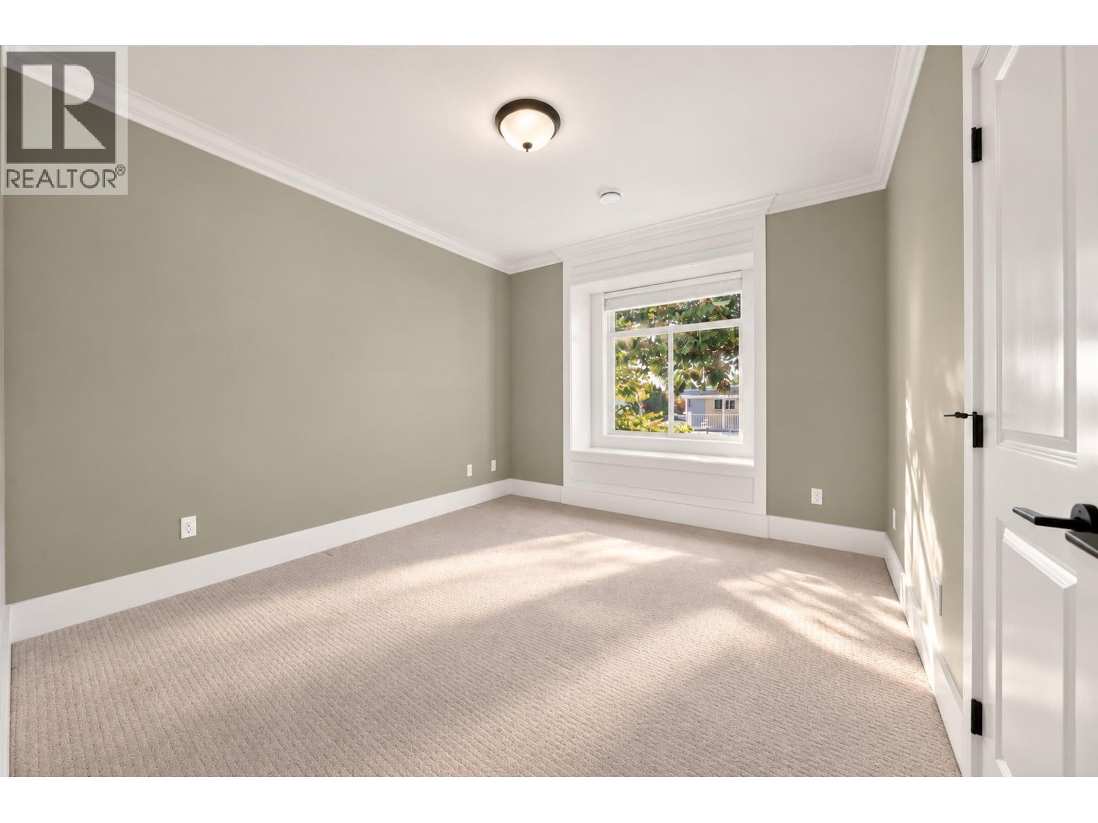 6211 Bellflower Drive, Richmond, British Columbia  V7C 2H7 - Photo 24 - R3174785