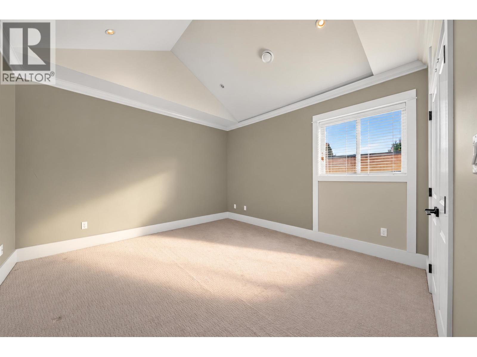 6211 Bellflower Drive, Richmond, British Columbia  V7C 2H7 - Photo 30 - R3174785