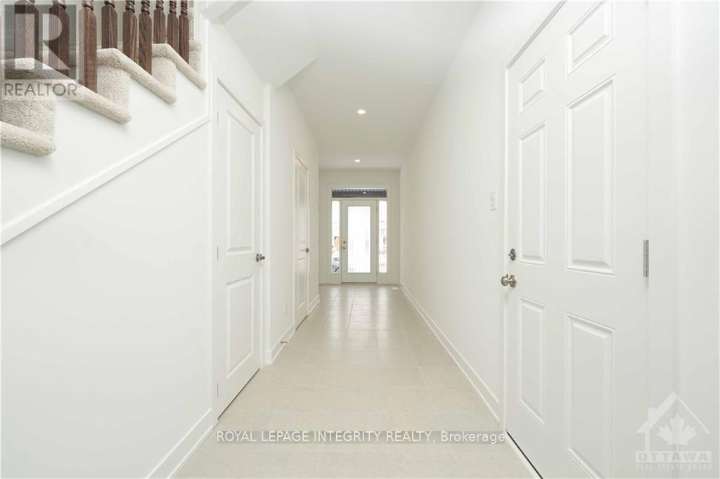 518 Cardamom Terrace, Ottawa, Ontario K2S 2Y1 - Photo 4 - X14032590