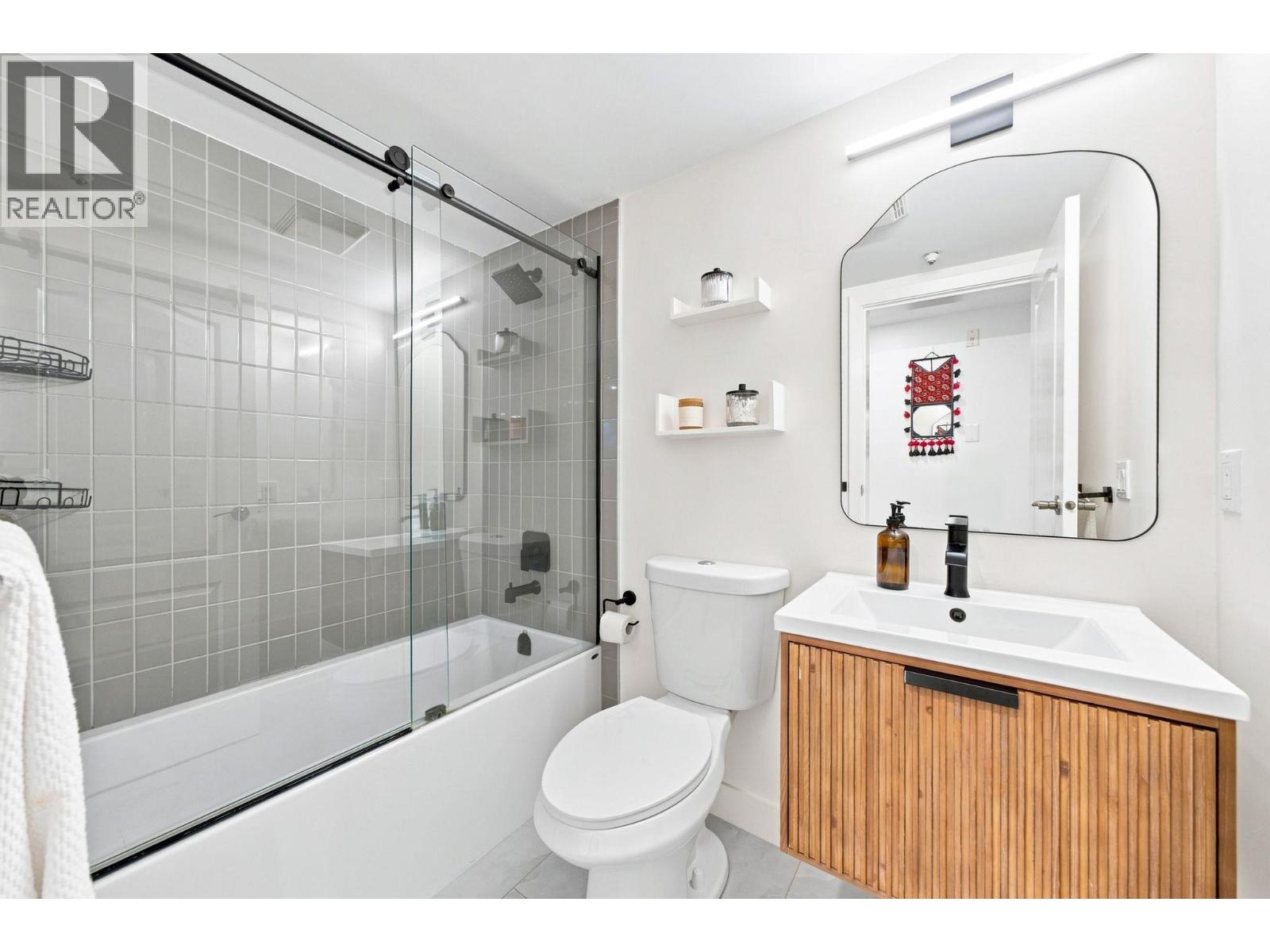 101 657 W 7th Avenue, Vancouver, British Columbia  V5Z 1B6 - Photo 22 - R3175207