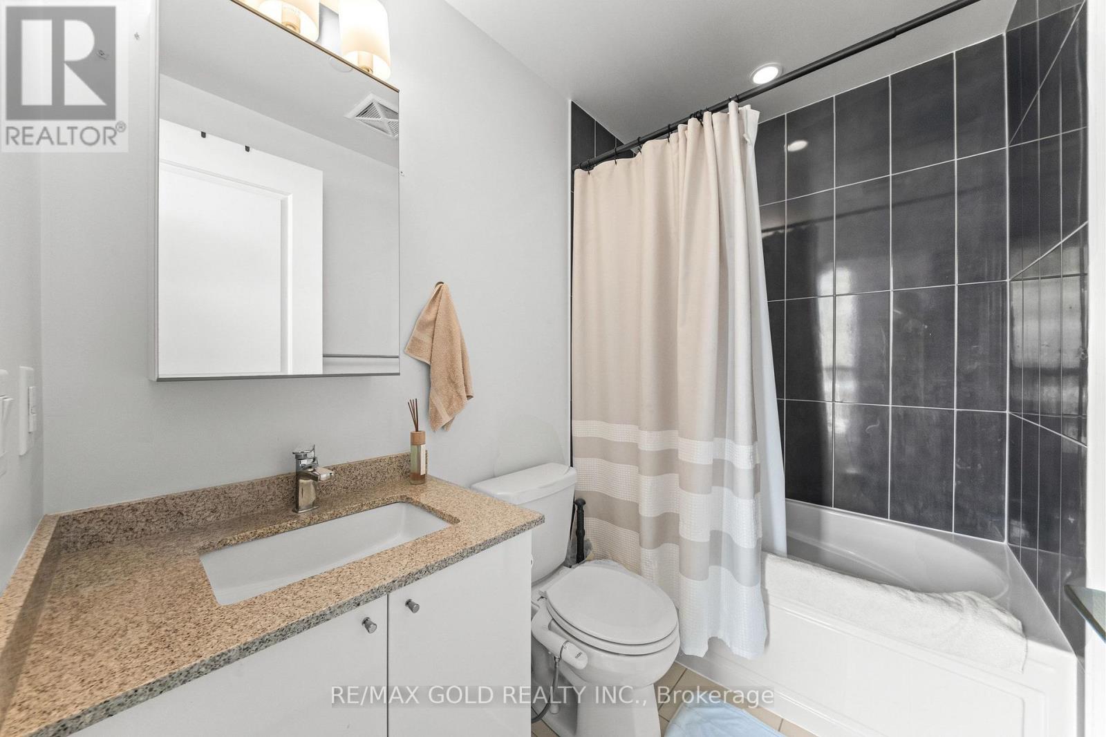 5025 Four Springs Avenue, Mississauga, Ontario  L5R 0G5 - Photo 18 - W14032370