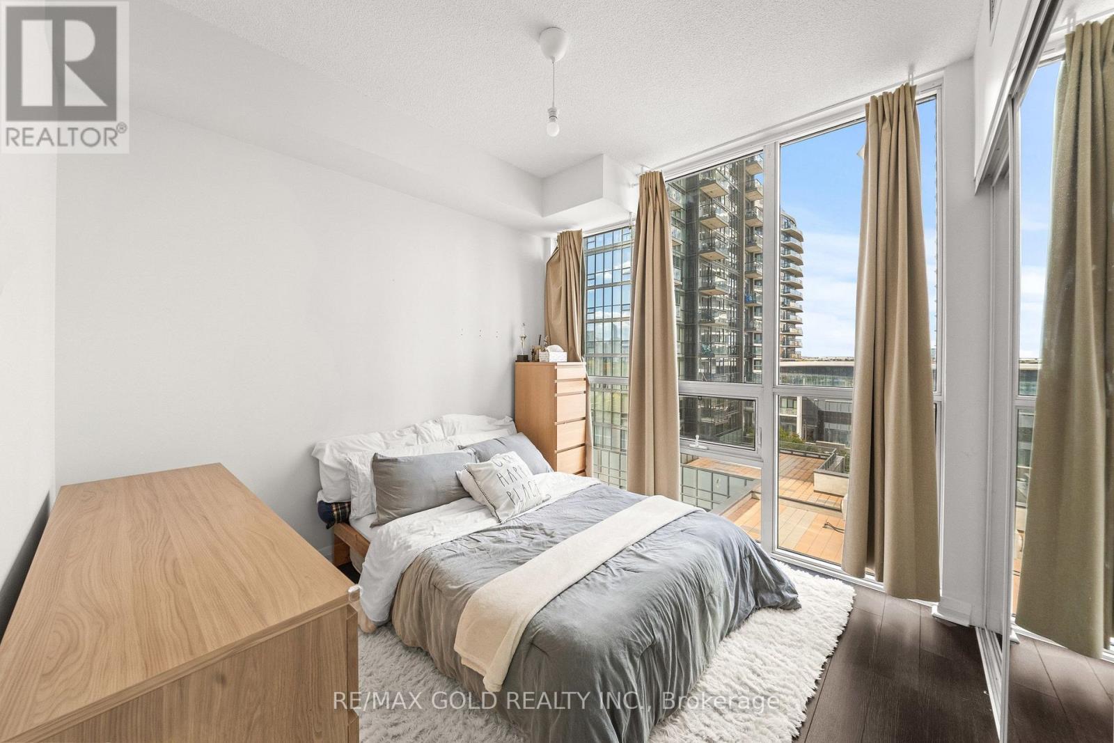 5025 Four Springs Avenue, Mississauga, Ontario  L5R 0G5 - Photo 19 - W14032370
