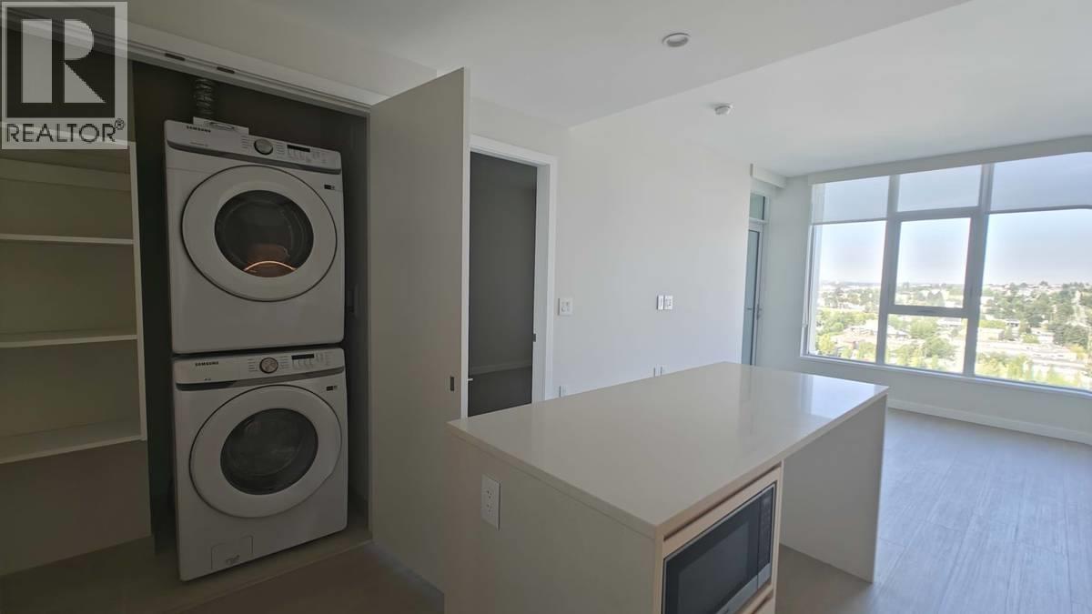 2186 Gilmore Avenue, Burnaby, British Columbia  V5C 6A7 - Photo 14 - R3175177