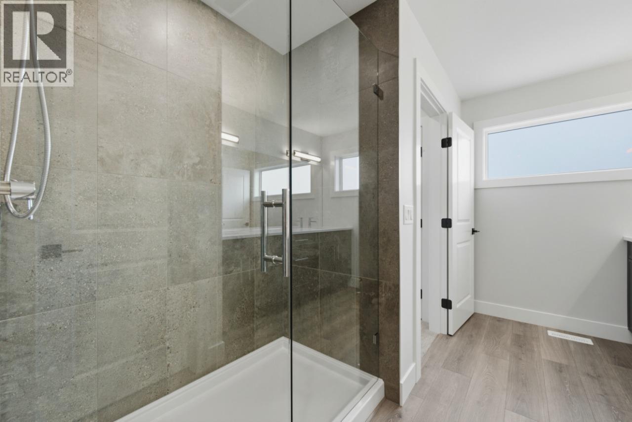 415 Arrowleaf Drive, Coldstream, British Columbia  V1B 0B5 - Photo 33 - 10403591