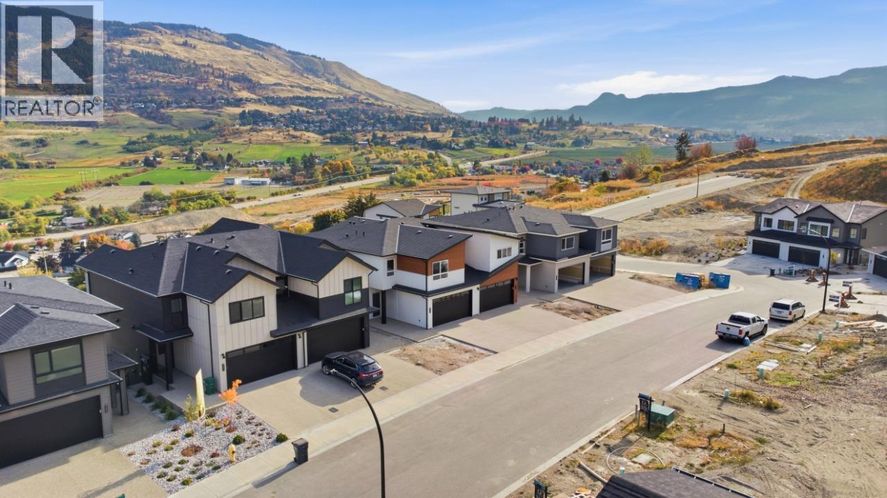 415 Arrowleaf Drive, Coldstream, British Columbia  V1B 0B5 - Photo 7 - 10403591