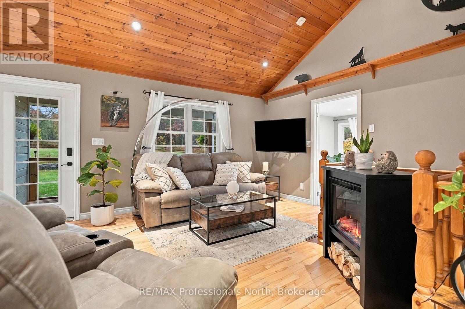1276 Limberlost Road, Lake Of Bays, Ontario  P1H 2J6 - Photo 18 - X14032534