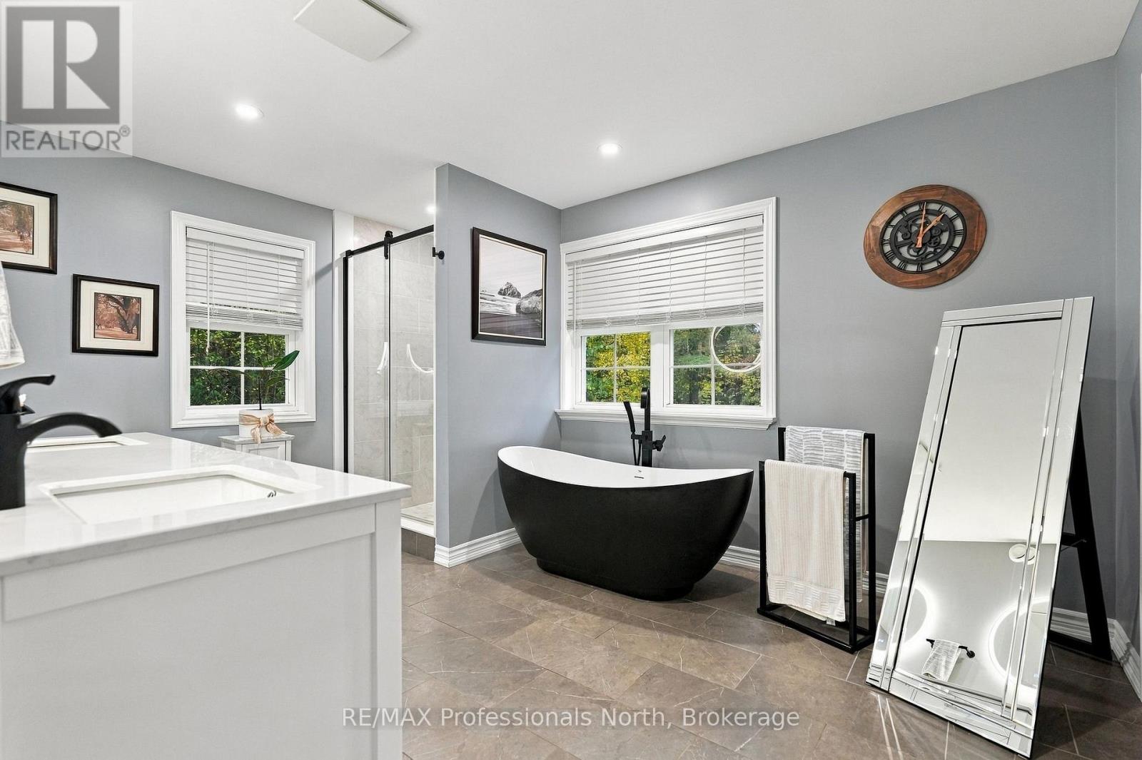 1276 Limberlost Road, Lake Of Bays, Ontario  P1H 2J6 - Photo 22 - X14032534