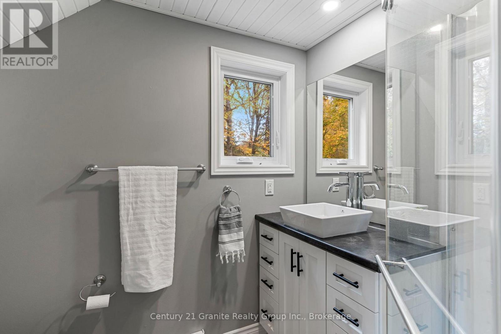 150 College Drive, Dysart Et Al, Ontario  K0M 1S0 - Photo 45 - X14032544