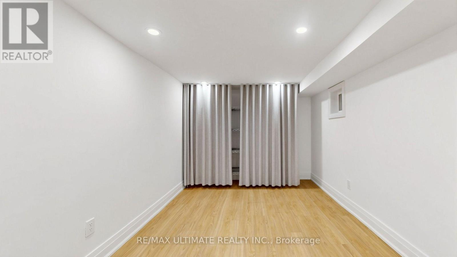 5 Collahie Street, Toronto, Ontario  M6J 1T6 - Photo 32 - C14032592