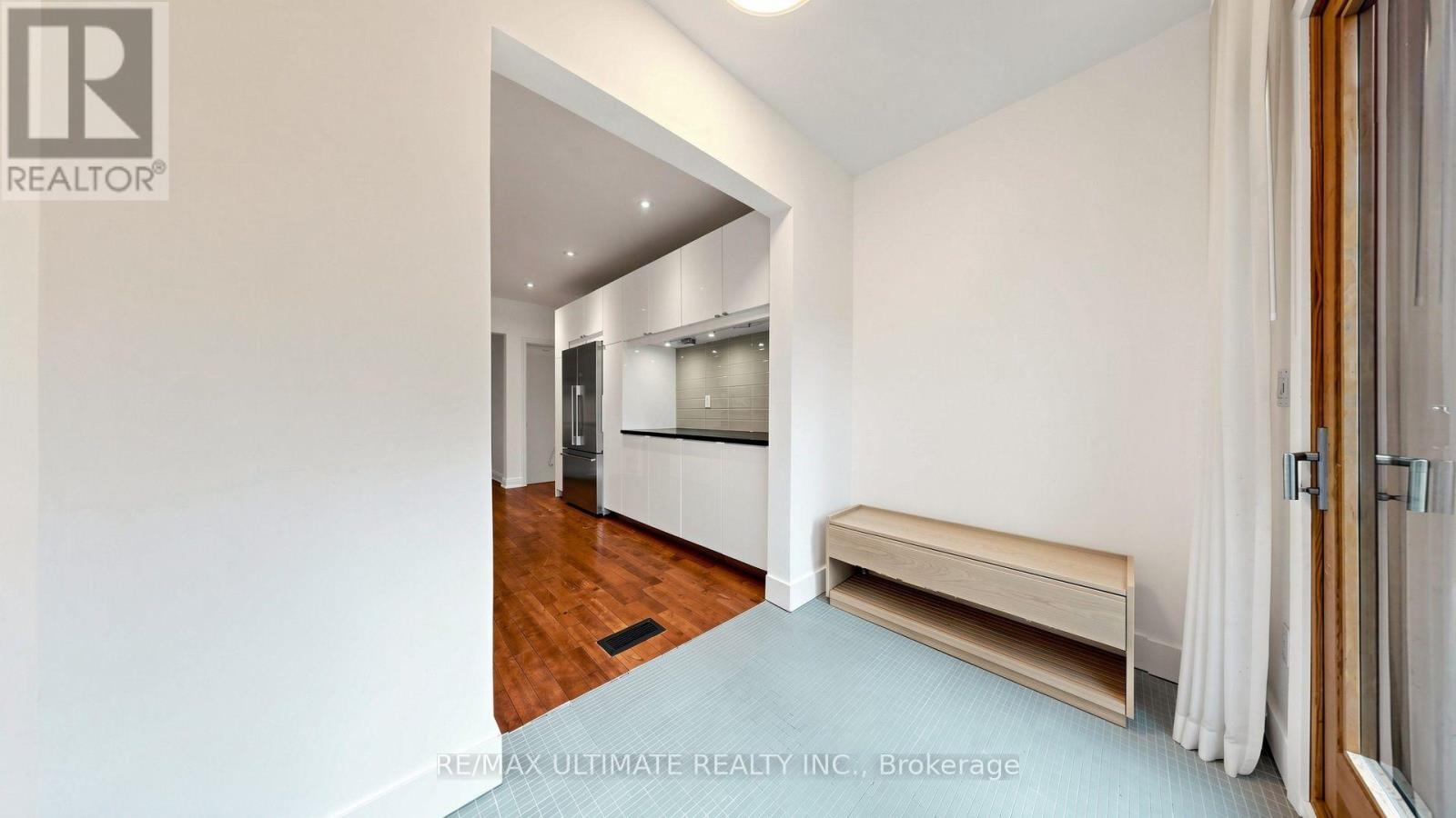 5 Collahie Street, Toronto, Ontario  M6J 1T6 - Photo 9 - C14032592