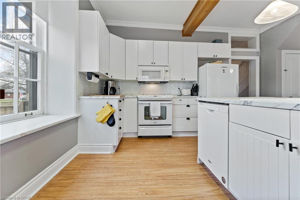 22 Main Street, Paris, Ontario  N3L 1E3 - Photo 12 - 40870654