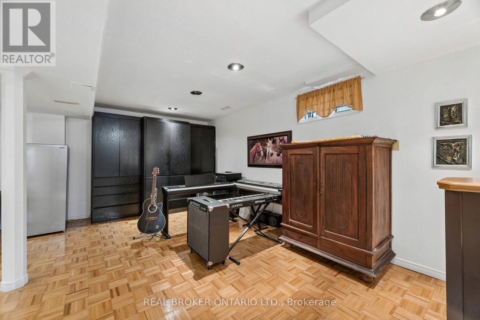 22 Ravenscroft Road, Ajax, Ontario  L1T 1V6 - Photo 37 - E14032646