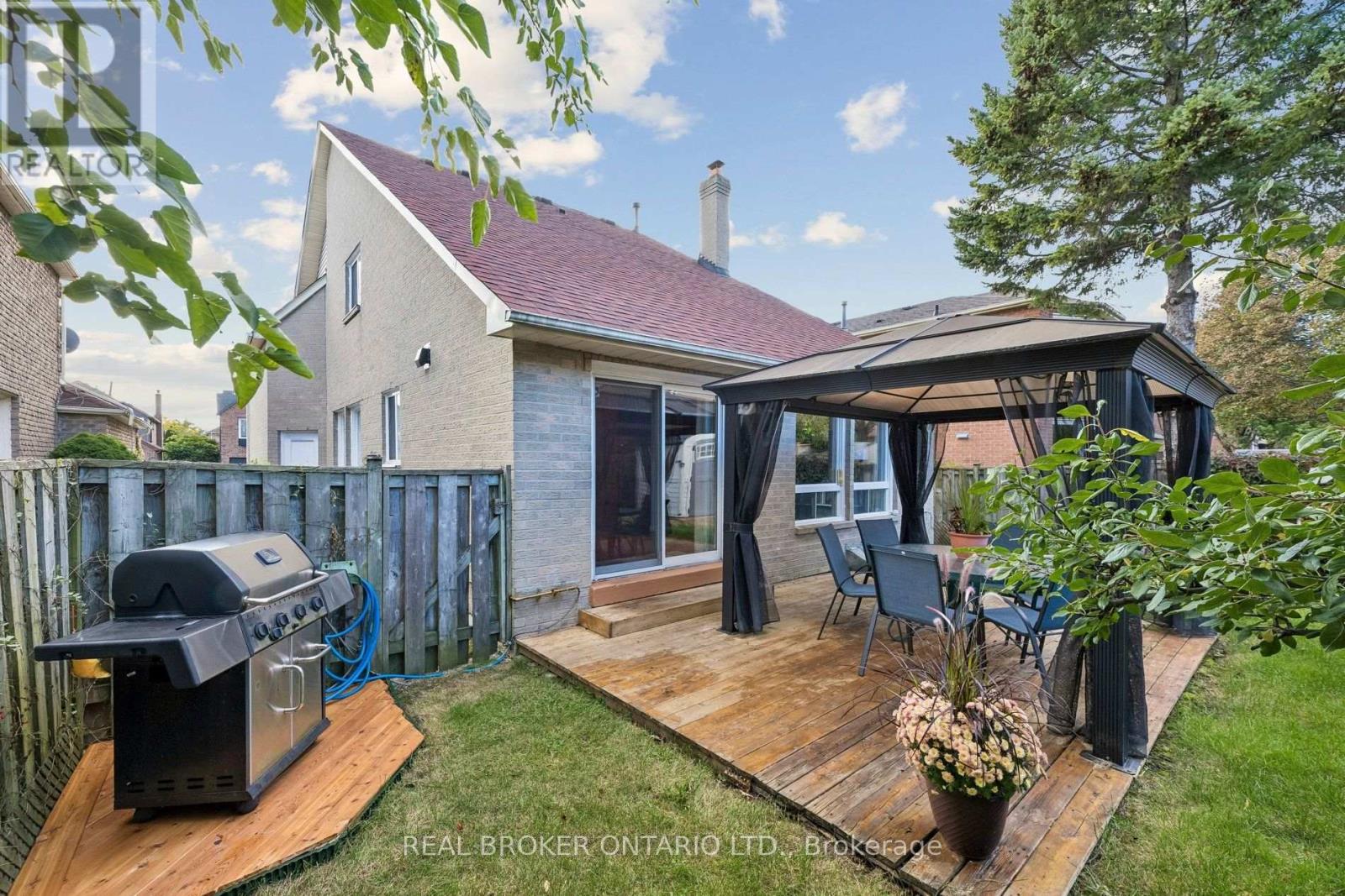 22 Ravenscroft Road, Ajax, Ontario  L1T 1V6 - Photo 45 - E14032646