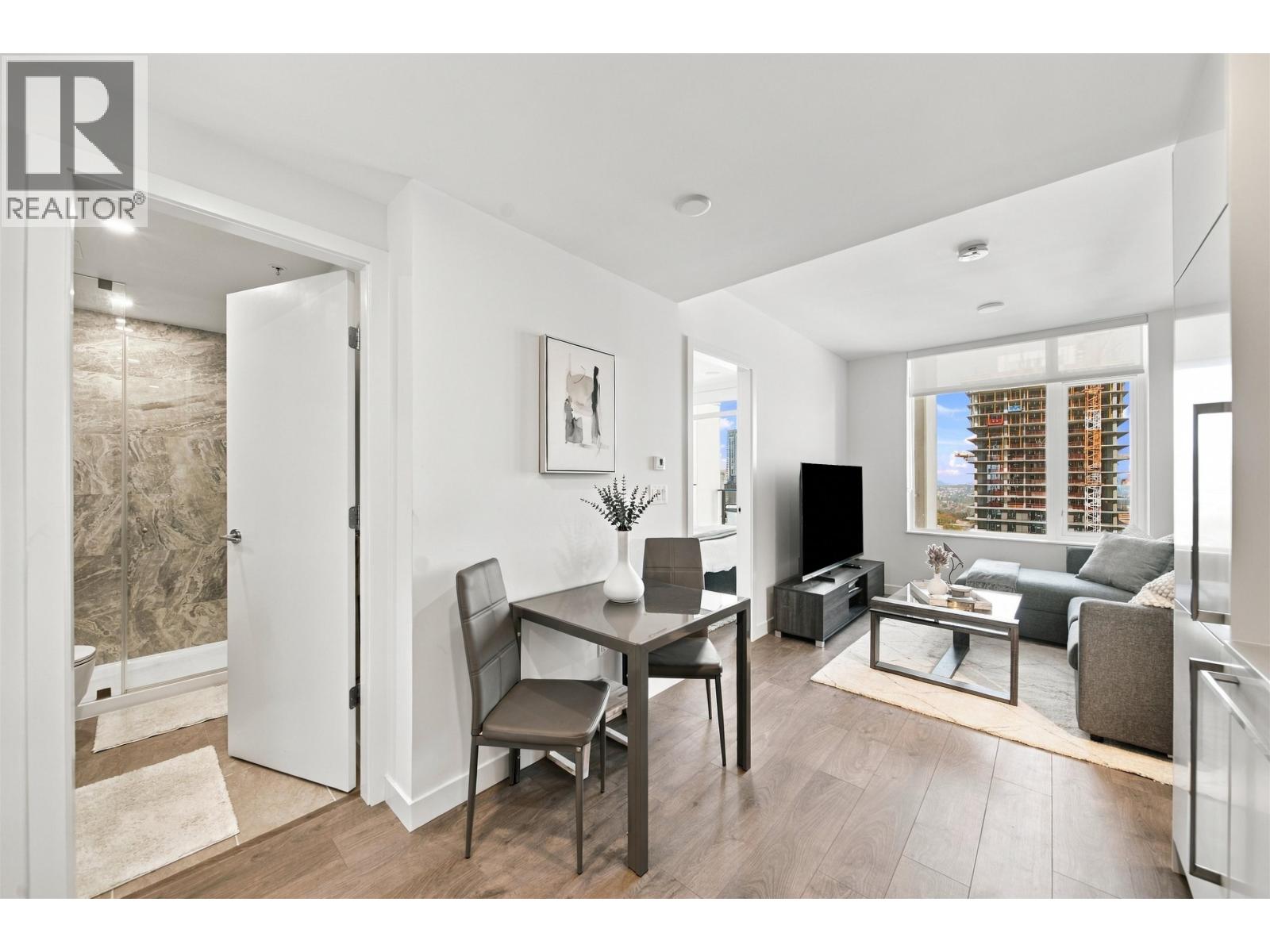 2407 6468 Willingdon Avenue, Burnaby, British Columbia  V5H 0L3 - Photo 8 - R3174892