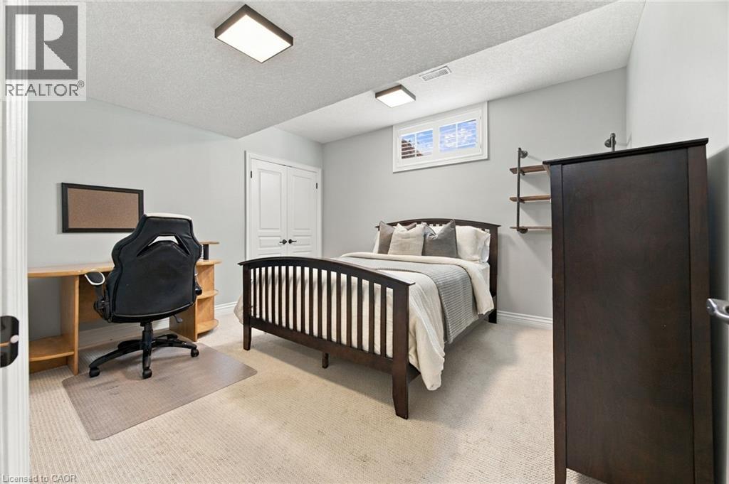 209 Longview Crescent, Kitchener, Ontario  N2P 2T4 - Photo 29 - 40870022