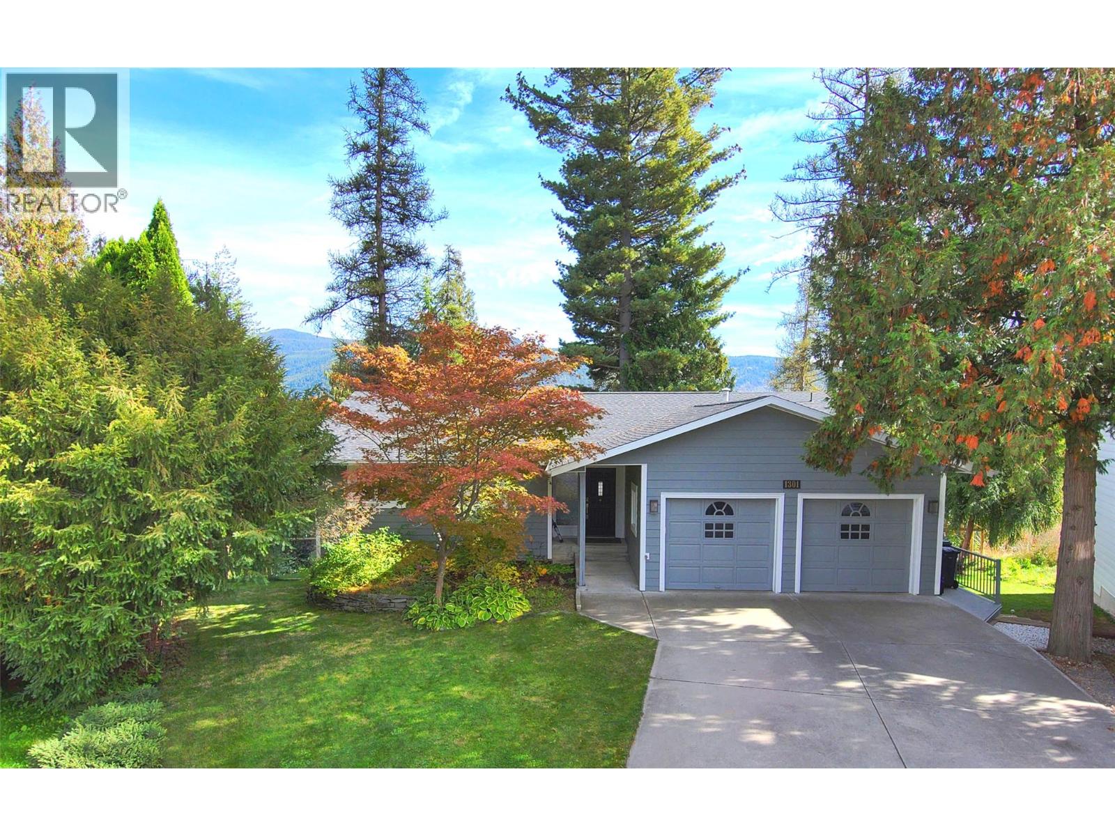1301 GROSVENOR Place, Castlegar, British Columbia