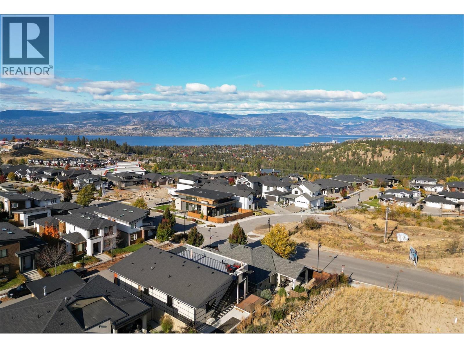 5084 Twinflower Crescent