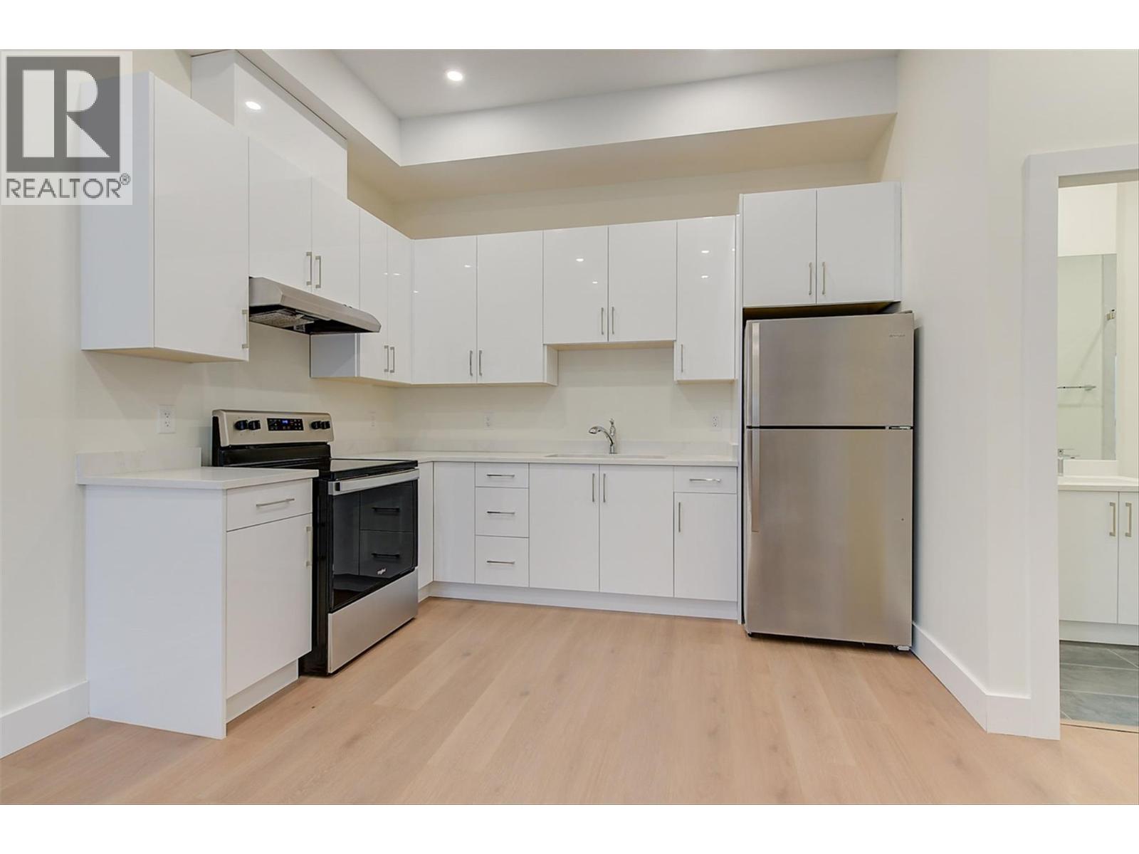 5084 Twinflower Crescent