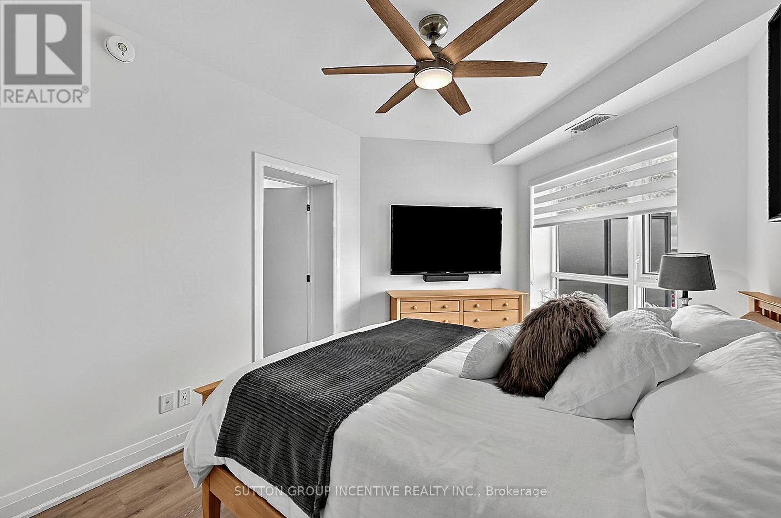 1101 - 58 Lakeside Terrace, Barrie, Ontario L4M 0L5 - Photo 23 - S14032532