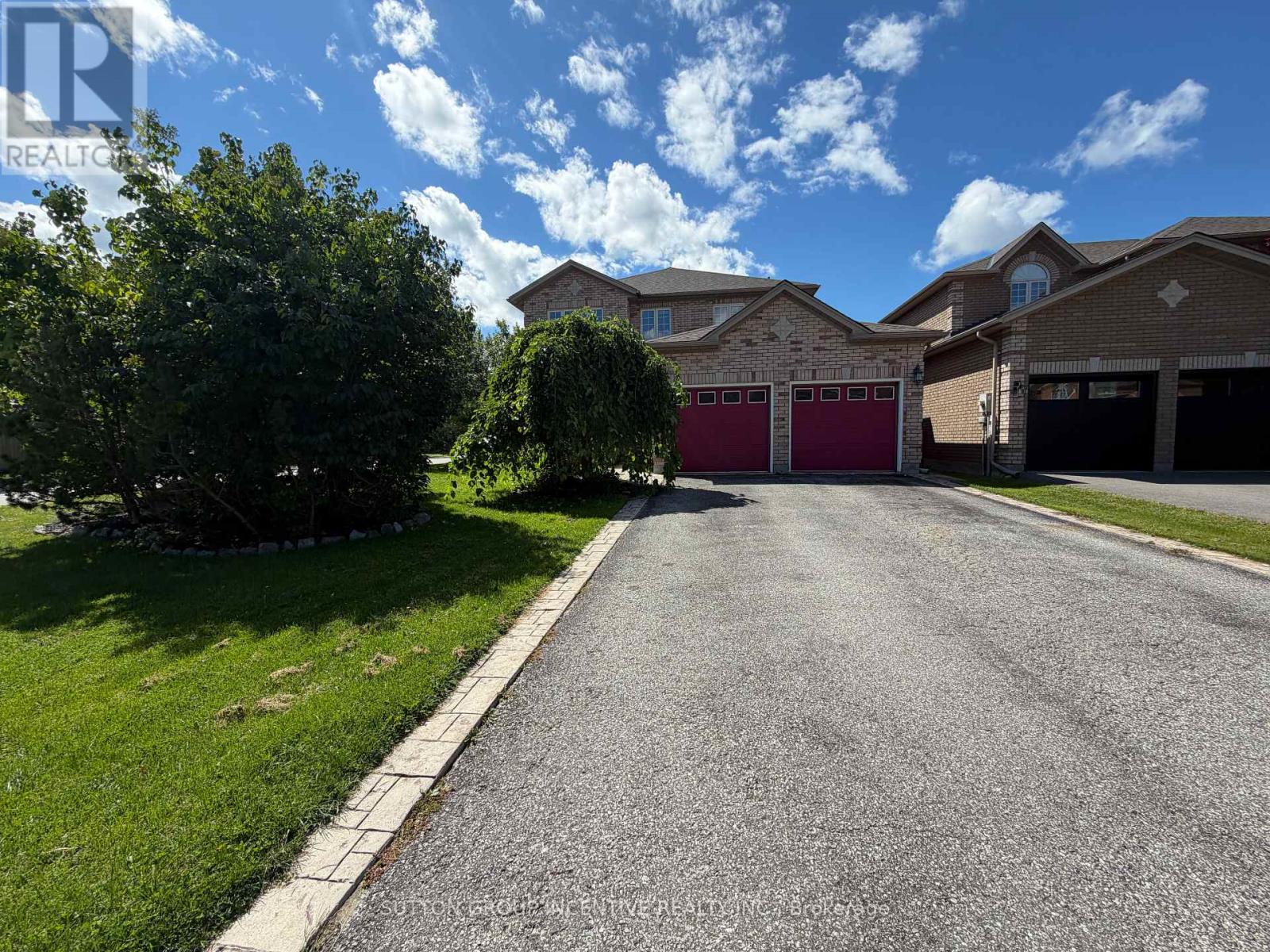 1 BUMAN COURT, barrie (south shore), Ontario