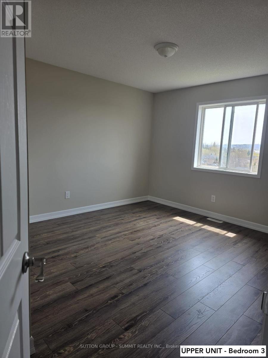 329 Edgehill Drive, Barrie (Edgehill Drive), Ontario  L4N 9X5 - Photo 10 - S14032614