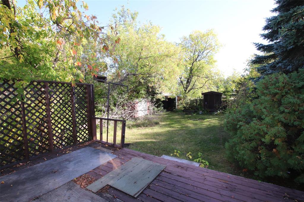 210 Ramsey Street E, Cranberry Portage, Manitoba  R0B 0H0 - Photo 25 - 202625548