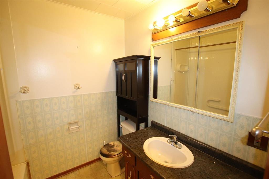 210 Ramsey Street E, Cranberry Portage, Manitoba  R0B 0H0 - Photo 9 - 202625548