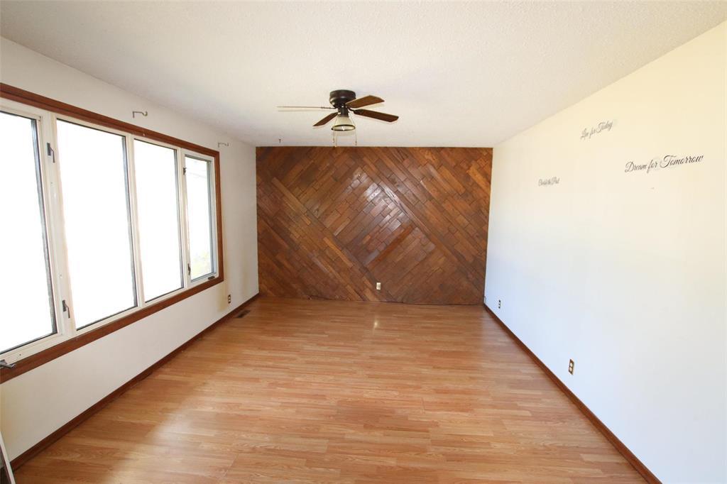 210 Ramsey Street E, Cranberry Portage, Manitoba  R0B 0H0 - Photo 6 - 202625548