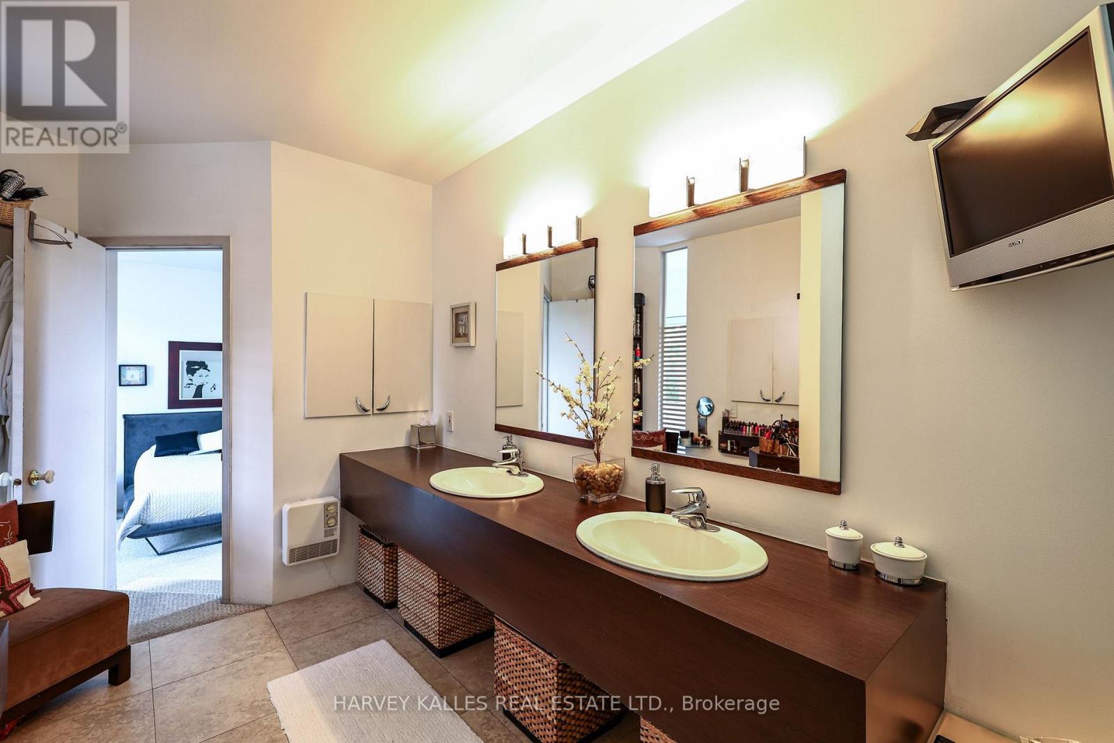 90 Berkinshaw Crescent, Toronto, Ontario  M3B 2T2 - Photo 30 - C14031184