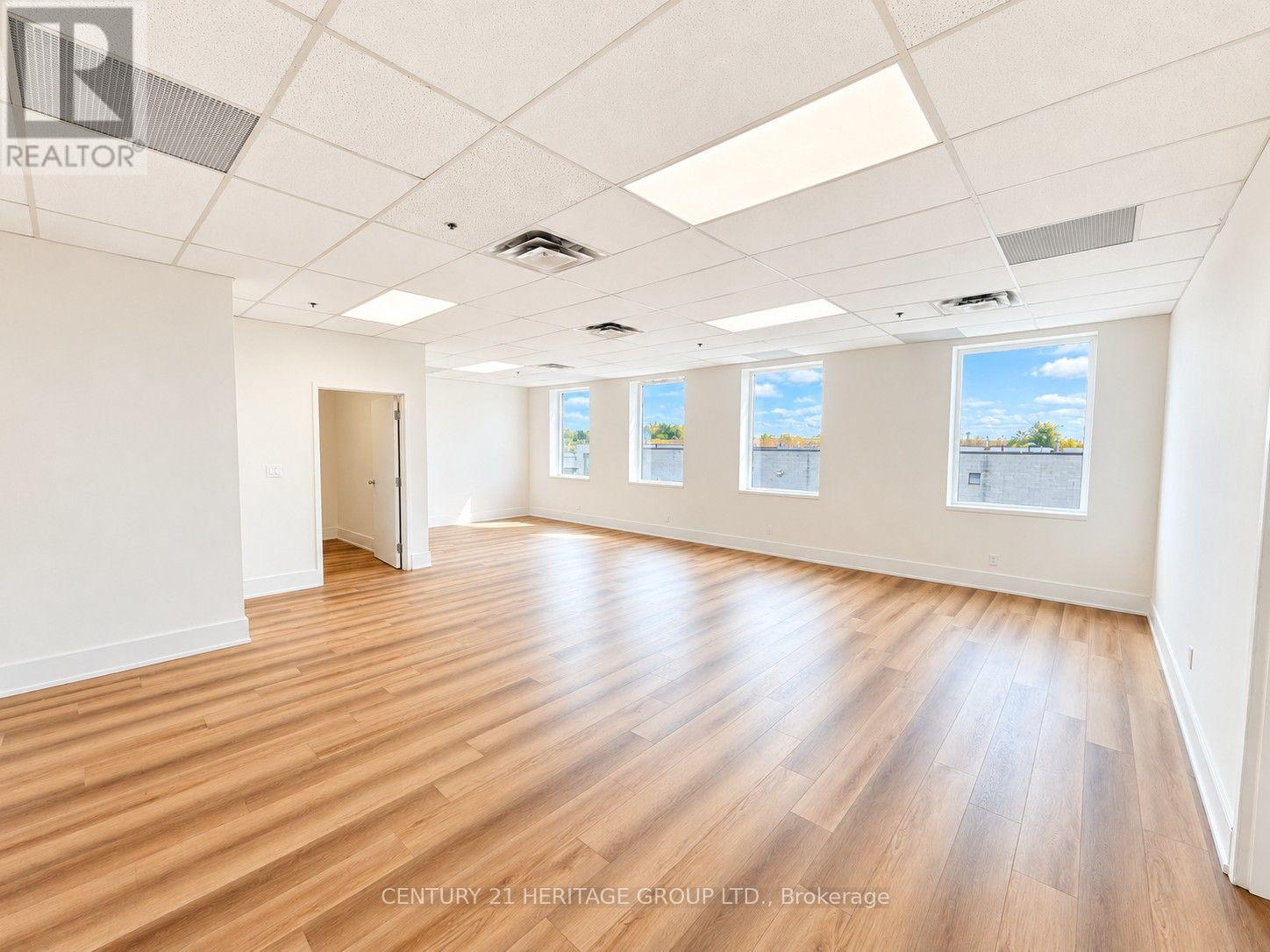 206 - 4544 Dufferin Street, Toronto, Ontario  M3H 5X2 - Photo 3 - W14032522