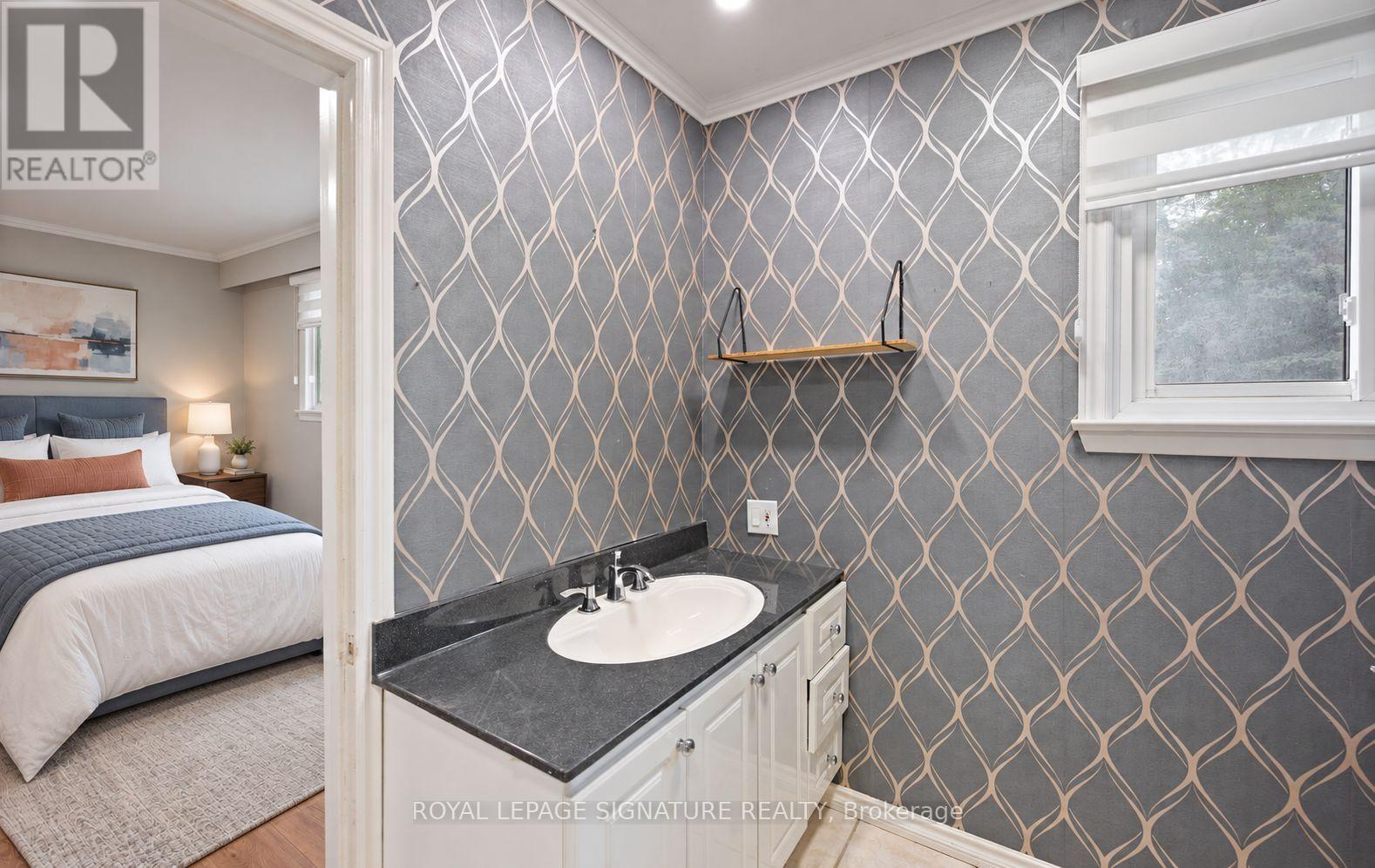 251 Third Line, Oakville, Ontario  L6L 4A2 - Photo 22 - W14032568