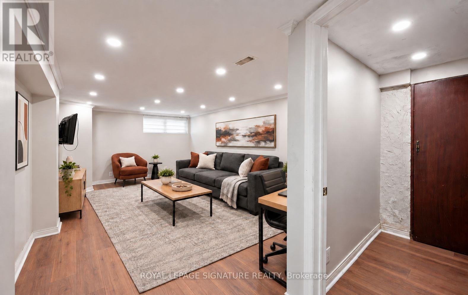 251 Third Line, Oakville, Ontario  L6L 4A2 - Photo 36 - W14032568