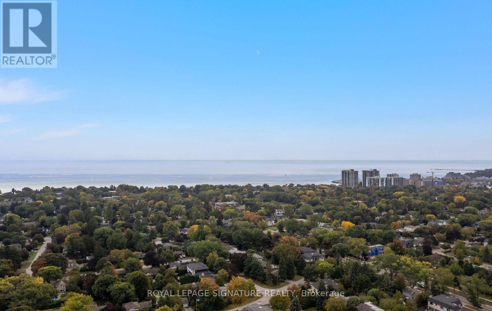 251 Third Line, Oakville, Ontario  L6L 4A2 - Photo 44 - W14032568