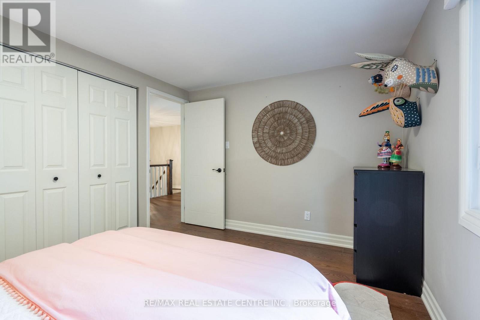 2064 Trillium Court, Burlington, Ontario  L7M 2S6 - Photo 27 - W14032594
