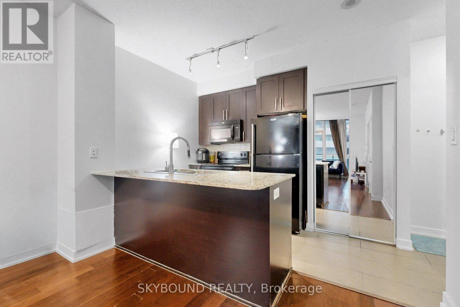 214 - 4070 Confederation Parkway, Mississauga, Ontario  L5B 0E9 - Photo 12 - W14032638