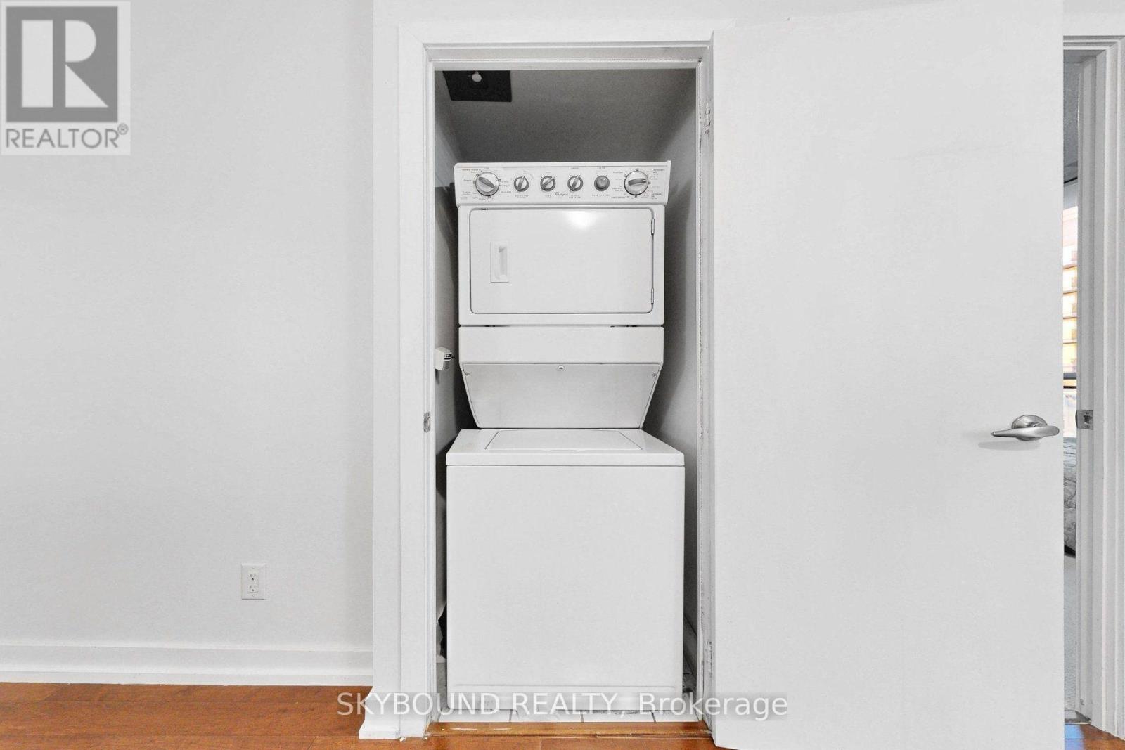 214 - 4070 Confederation Parkway, Mississauga, Ontario  L5B 0E9 - Photo 21 - W14032638
