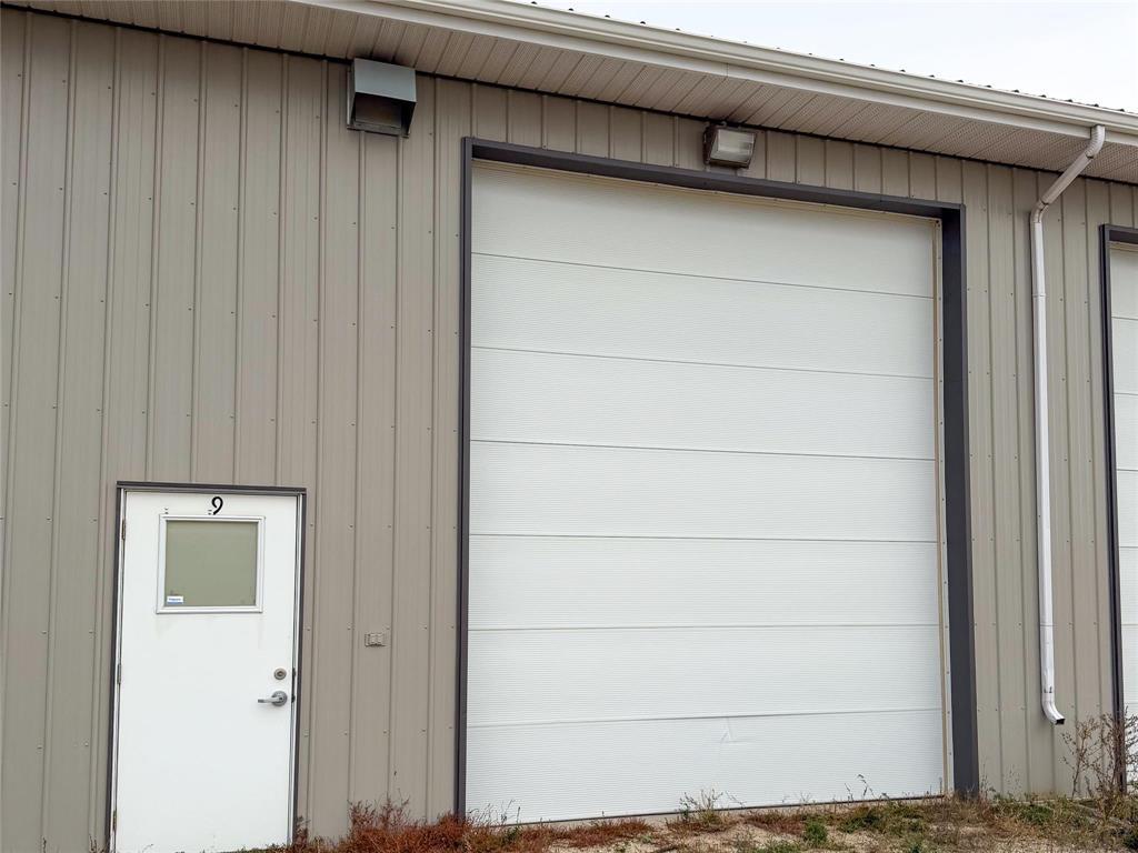 9 44 Industrial Road, Steinbach, Manitoba  R5G 1W9 - Photo 0 - 202625700