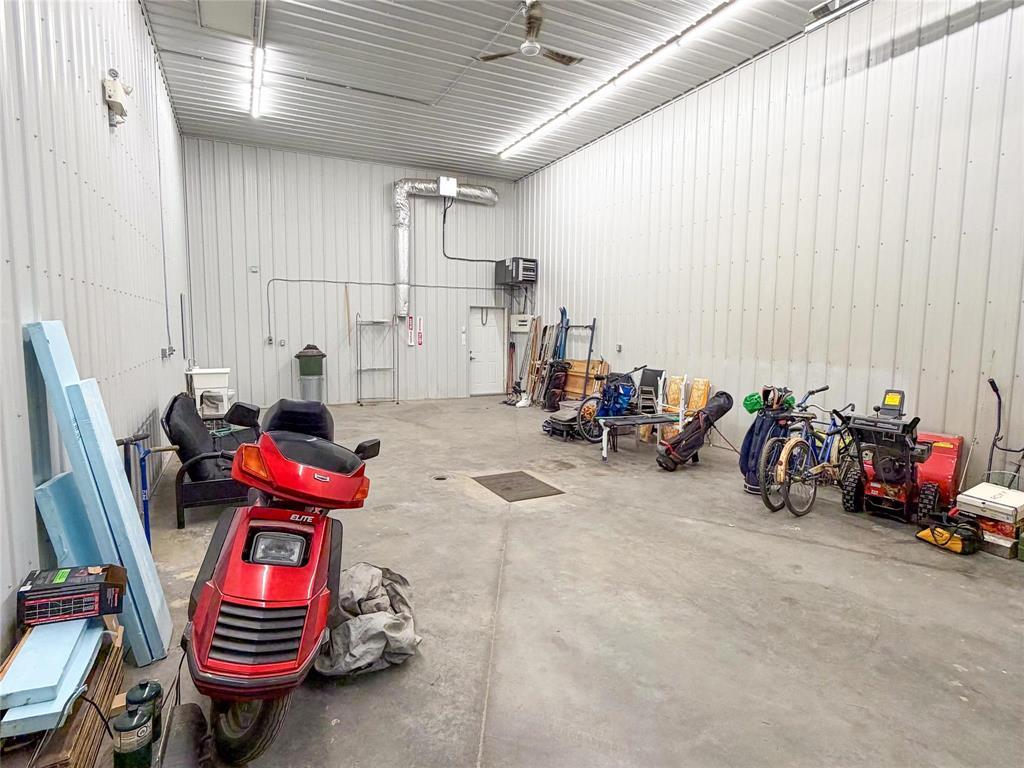 9 44 Industrial Road, Steinbach, Manitoba  R5G 1W9 - Photo 2 - 202625700