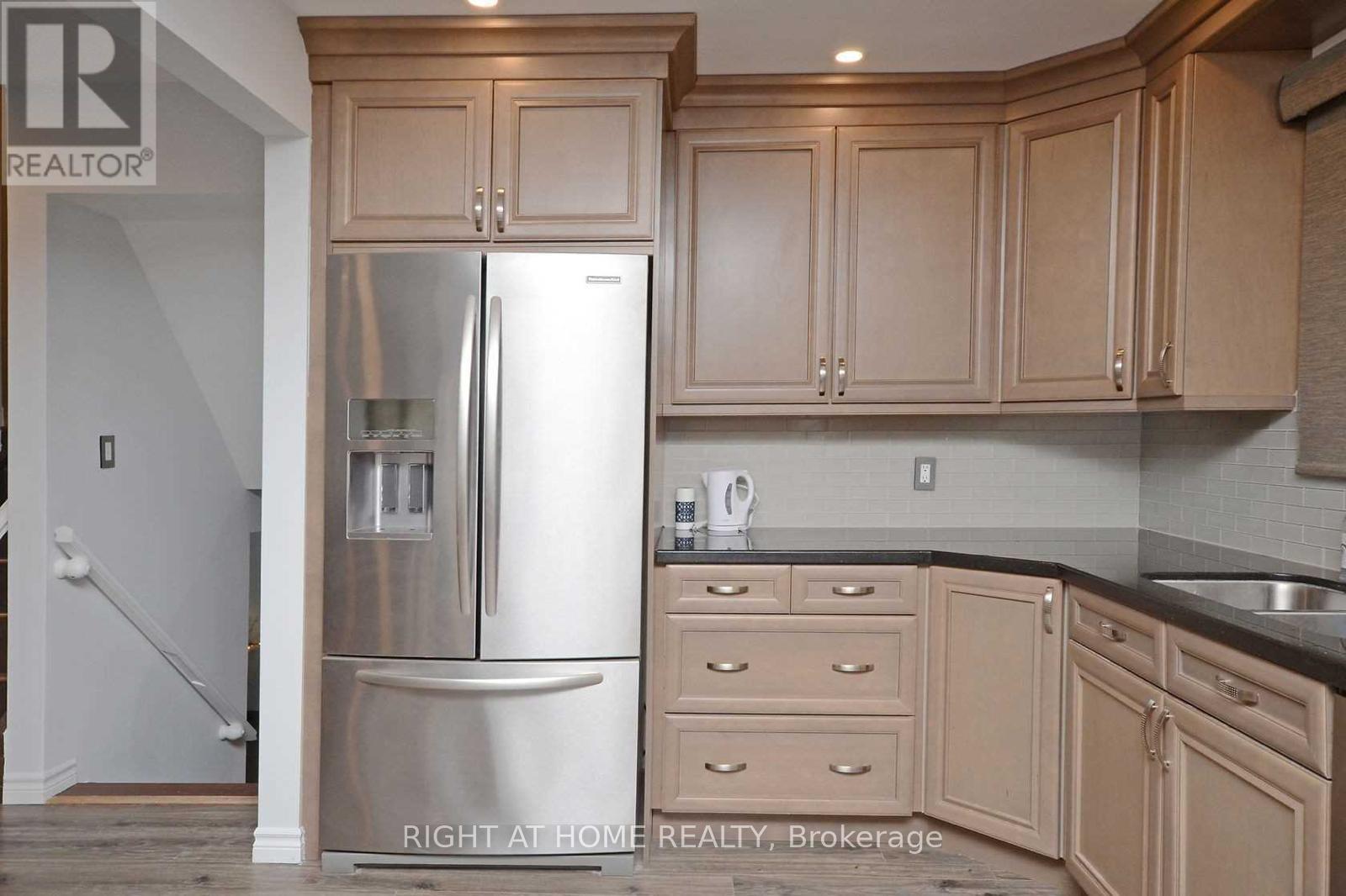 7123 Barto Crescent, Niagara Falls, Ontario  L2G 7G9 - Photo 11 - X14032628