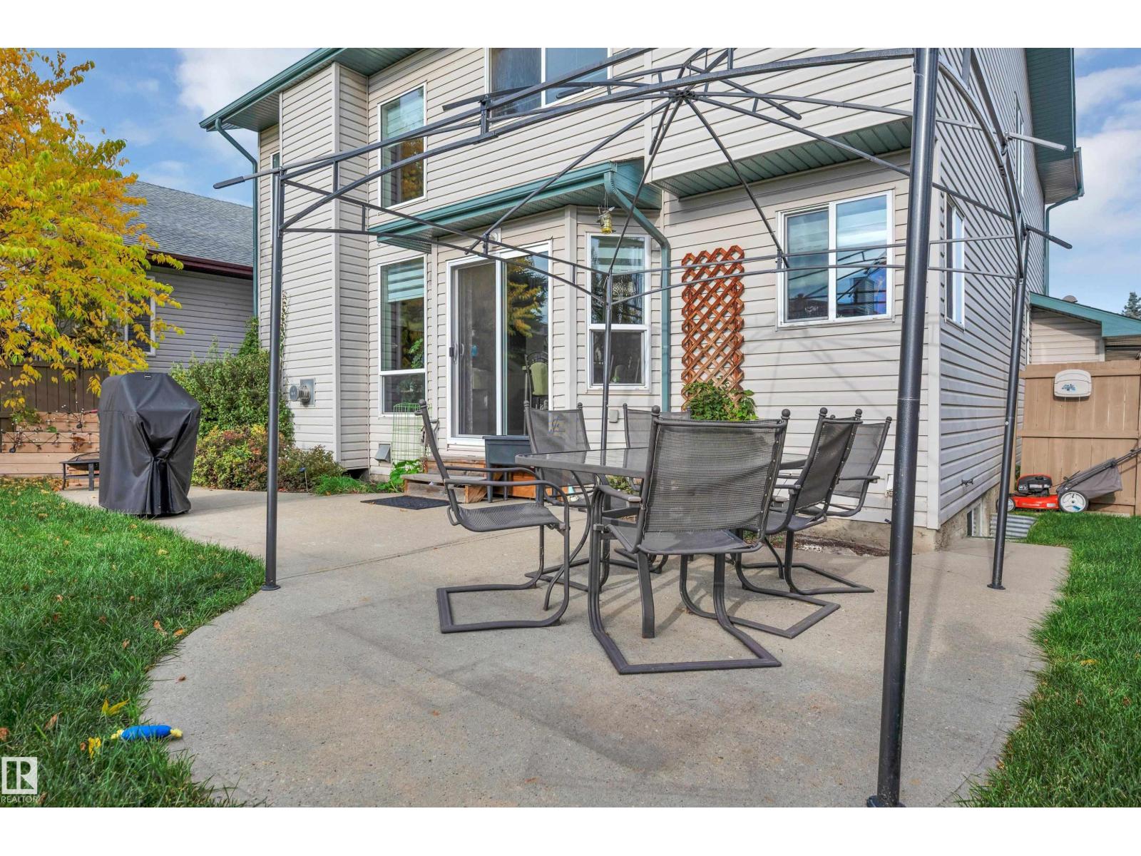 154 WESTPARK WY