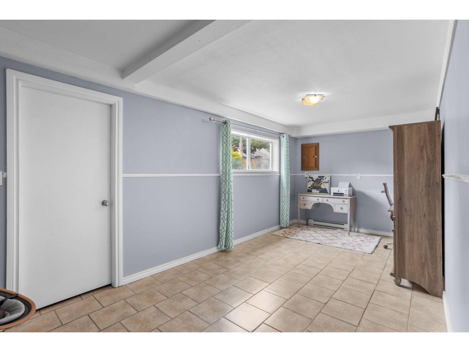 46307 RIVERSIDE DRIVE|Chilliwack Proper East