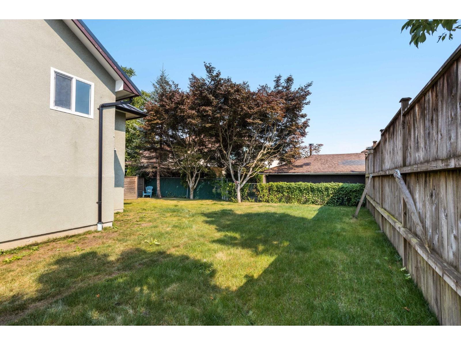46307 RIVERSIDE DRIVE|Chilliwack Proper East