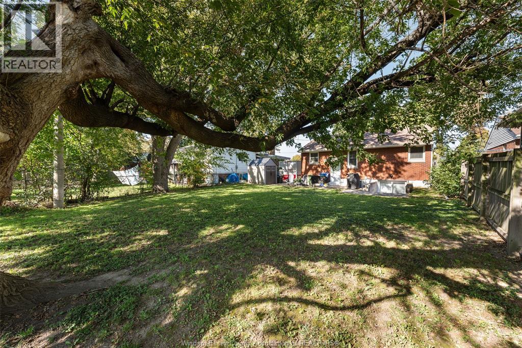 1205 Chappell, Windsor, Ontario  N9C 3C8 - Photo 8 - 26025274