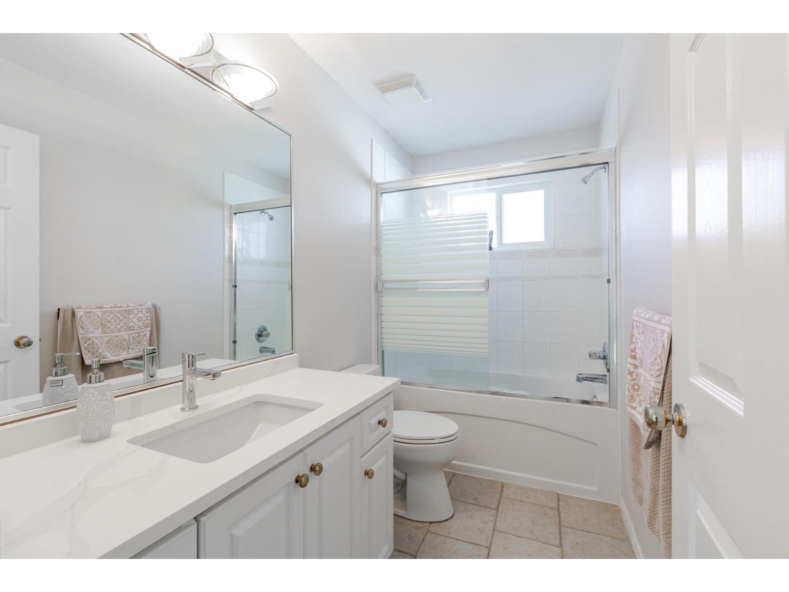 7452 Wiltshire Drive, Surrey, British Columbia  V3S 2Y7 - Photo 37 - R3079373