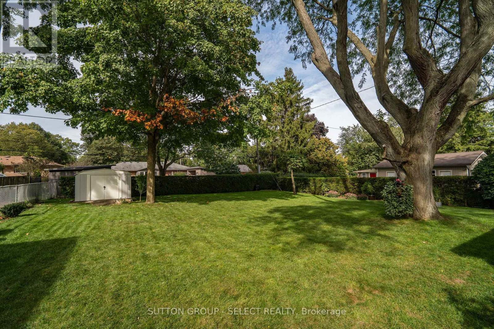 379 Willard Crescent, London South, Ontario  N6K 2H8 - Photo 24 - X14032802