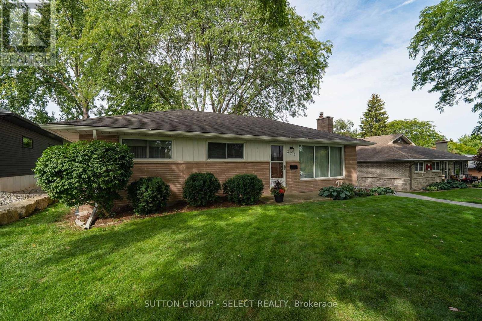 379 Willard Crescent, London South, Ontario  N6K 2H8 - Photo 3 - X14032802