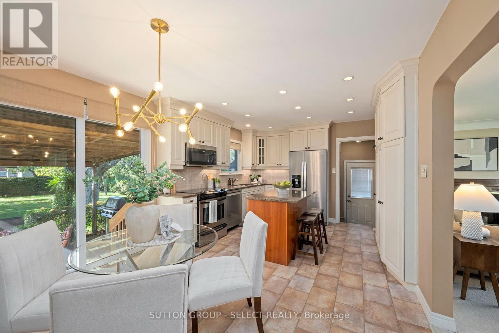 379 Willard Crescent, London South, Ontario  N6K 2H8 - Photo 8 - X14032802