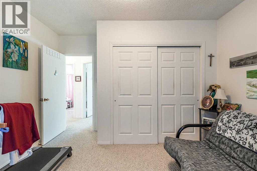77 9 Street Ne, Medicine Hat, Alberta  T1A 5S1 - Photo 12 - A2345543