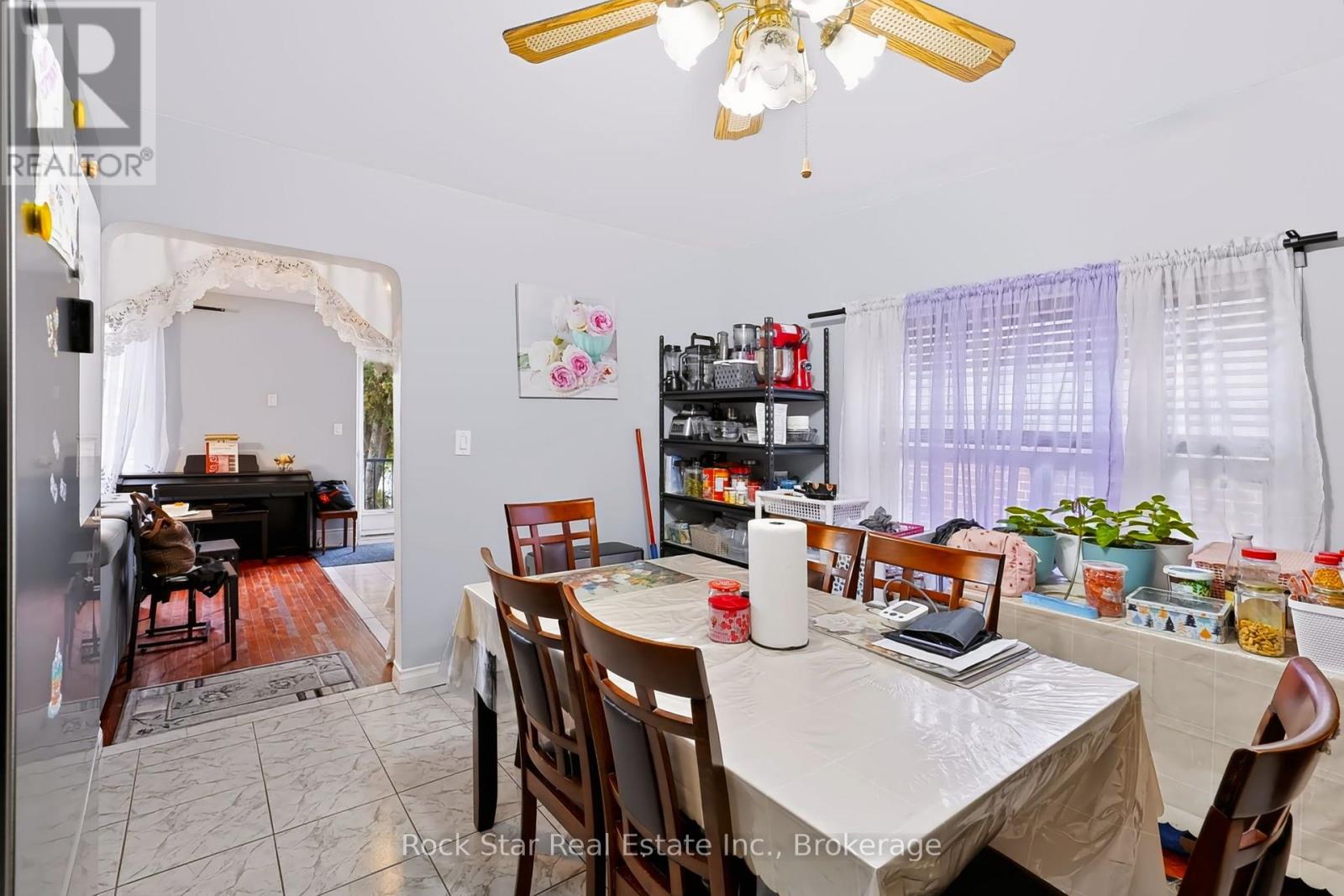 1162 Northmount Avenue, Mississauga, Ontario  L5E 1X9 - Photo 8 - W14025684