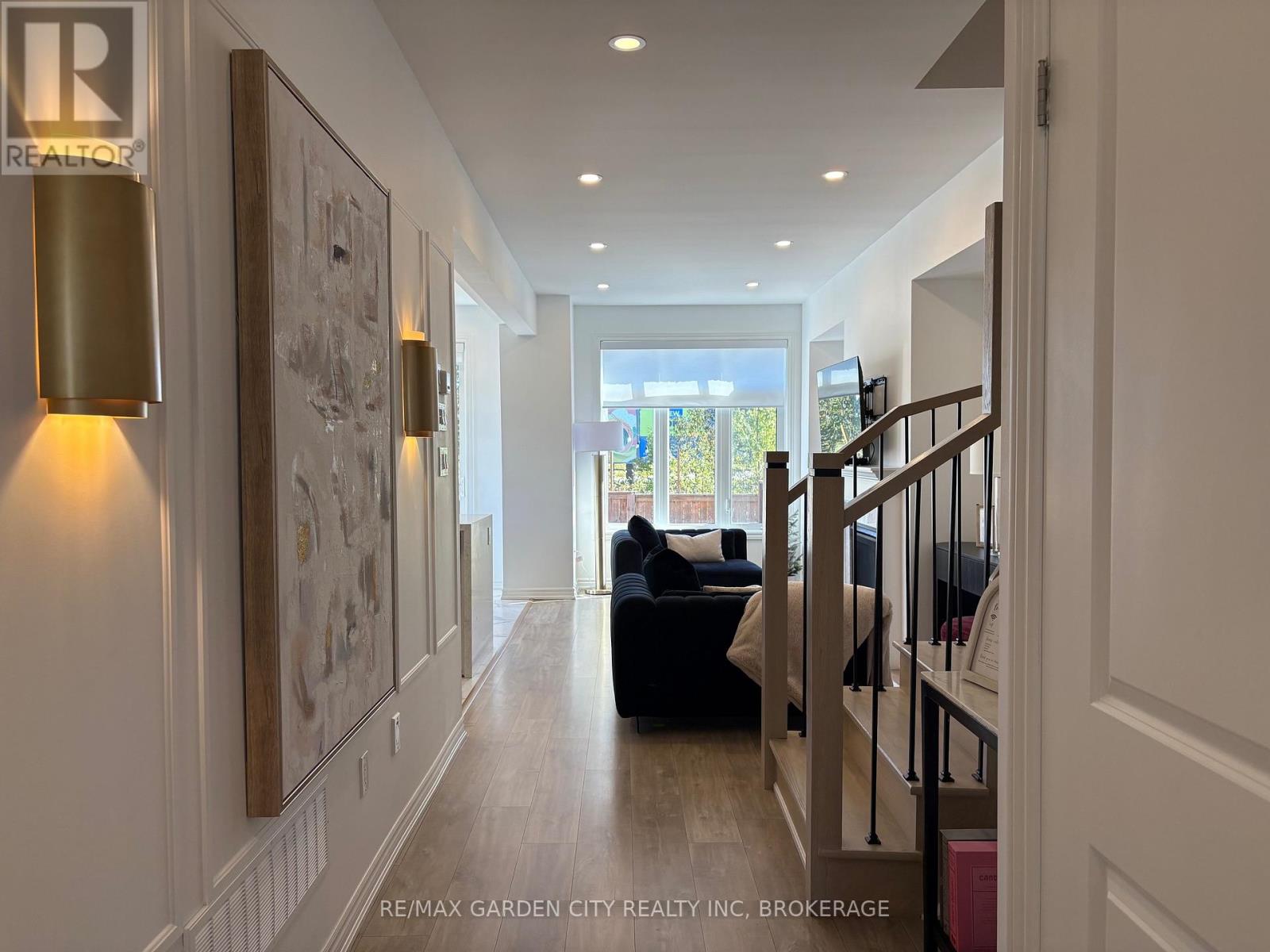 7460 Baycrest Common, Niagara Falls (Oldfield), Ontario  L2G 7V7 - Photo 8 - X14032784